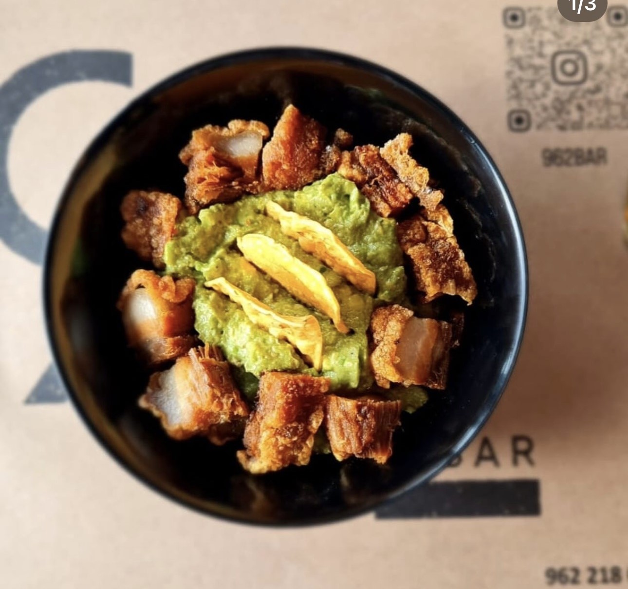 Guacamole con Chicharron